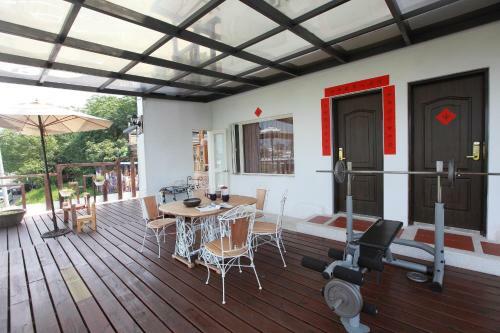 Two Dots On Line Homestay