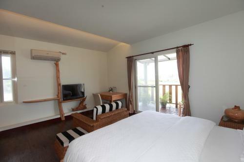 Two Dots On Line Homestay