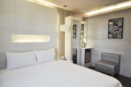 Kindness Hotel - Zhongshan Bade Branch