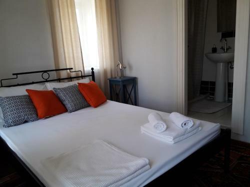 Hostal Madra House