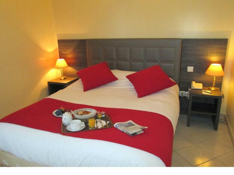 Ariane Hotel
