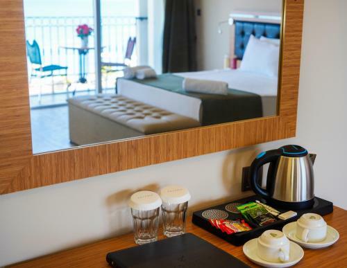 Aurasia City Hotel
