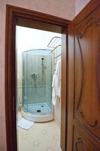 Hostal Guest House Inn Lviv