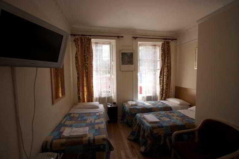 Ventures Hotel