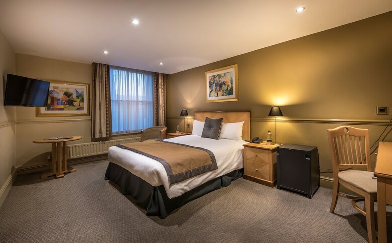 The Swan Hotel