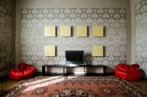 Red & Yellow Apartment Prestige