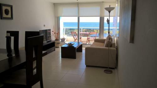 Apartamentos Seasons Tower Punta Del Este