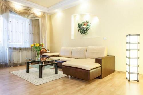 Apartment On Soborniy 177