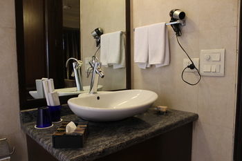 Hotel Justa The Residence Greater Kailash