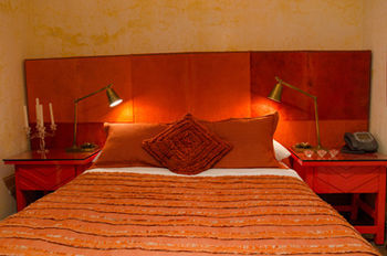 Hotel Mil Flores Luxury Design