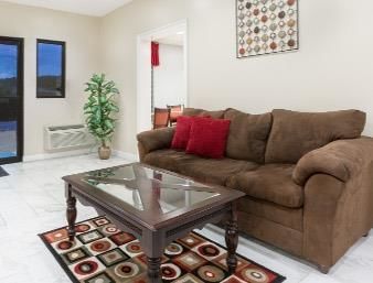 Hotel Ramada Pelham