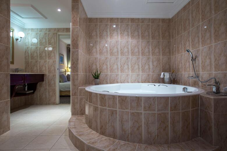 Radisson Blu Le Vendome Hotel