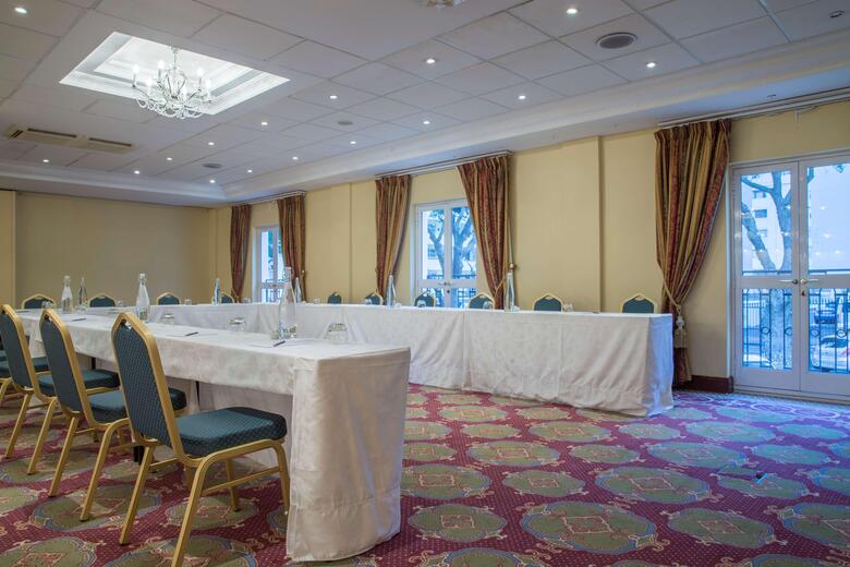 Radisson Blu Le Vendome Hotel