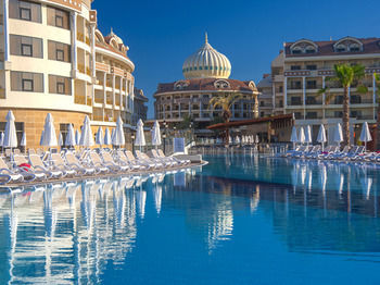 Hotel Kirman Belazur Resort & Spa