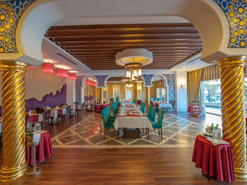 Hotel Kirman Belazur Resort & Spa