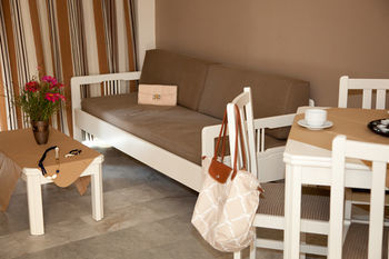 Aparthotel Golden Bay Suites