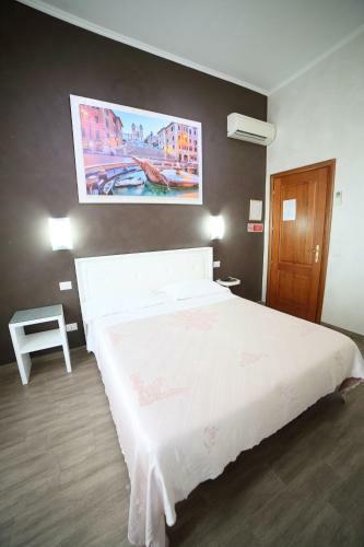 Hotel Giugi�