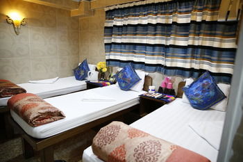 Hotel Legend Guest House