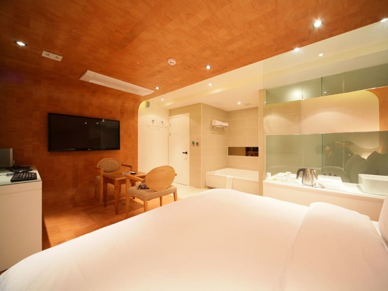 Hotel Amare