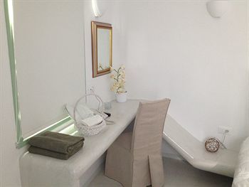 Ira Hotel & Spa