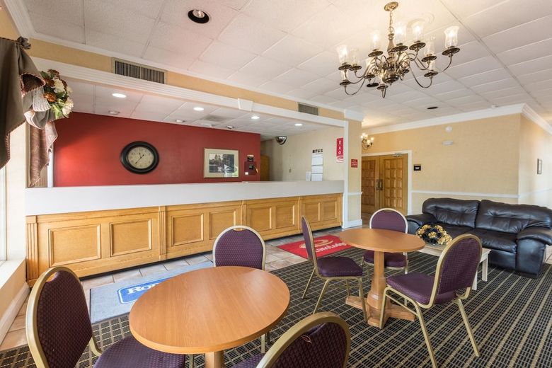 Motel Econo Lodge Inn And Suites