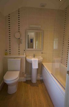 Hotel Ravenstone Lodge