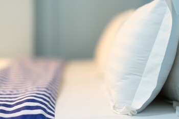 Bed By Boat Hotel & Apartment
