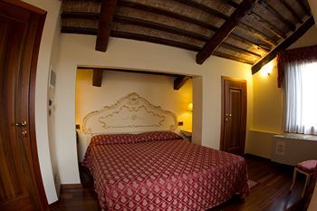 Hotel Locanda Poste Vecie