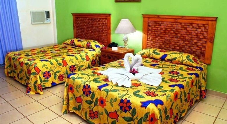 Hotel Decameron Los Cocos