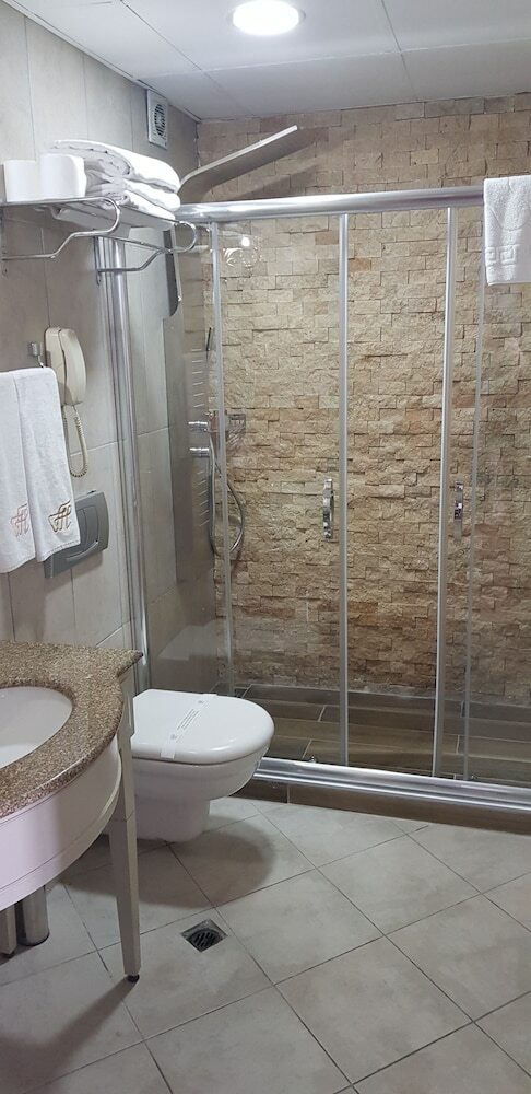 Ferman Hotel
