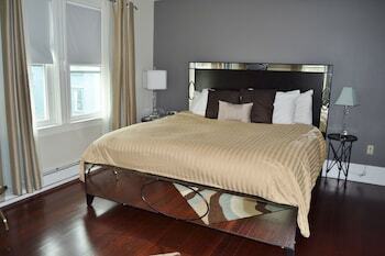 Bed & Breakfast Newport Blues Inn
