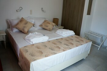 Aparthotel Pyrgaki Sun & Moon Luxury Suites