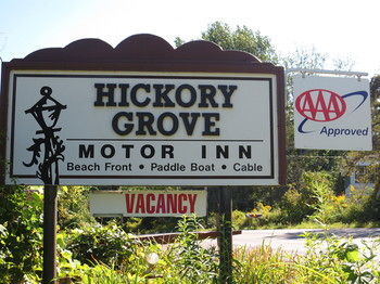 Hotel Hickory Grove Motor Inn