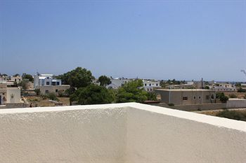 Hotel Santa Irini