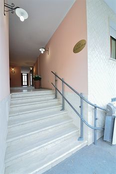 Lola Piccolo Hotel