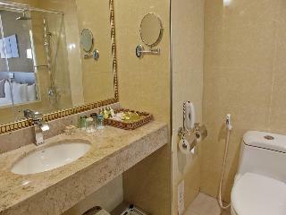 Royal Chiayi Hotel