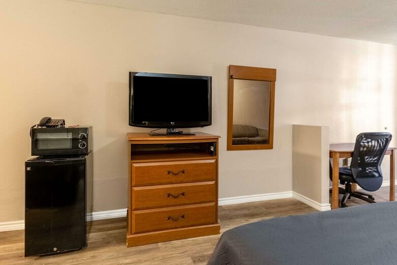 Hotel Econo Lodge Inn & Suites Bricktown