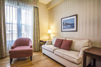 Hotel Quality Inn & Suites Downtown