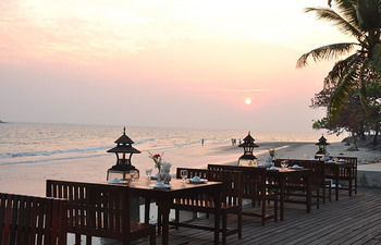 Hotel Lomtalay Chalet Resort