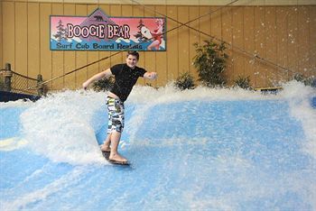 Apartamento Six Flags Great Escape Lodge & Indoor Waterpark