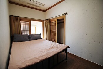 Hotel Hi Jun Guesthouse