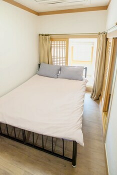 Hotel Hi Jun Guesthouse