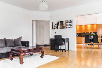 Go Happy Home Apartments