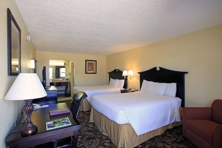 Hotel Plaza Inn