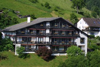 Kr�henbad Hotel