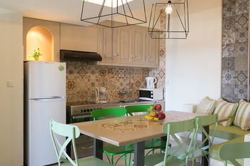 Eos Villa