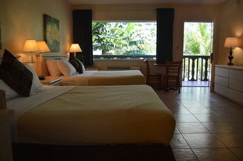 Ft. Lauderdale Beach Resort Hotel & Suites