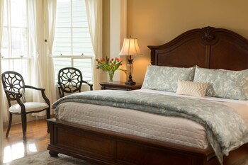 Bed & Breakfast Landmark Inn