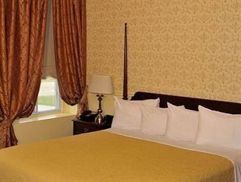Hotel Auberge Montebello