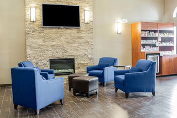 Hotel Comfort Suites Dover